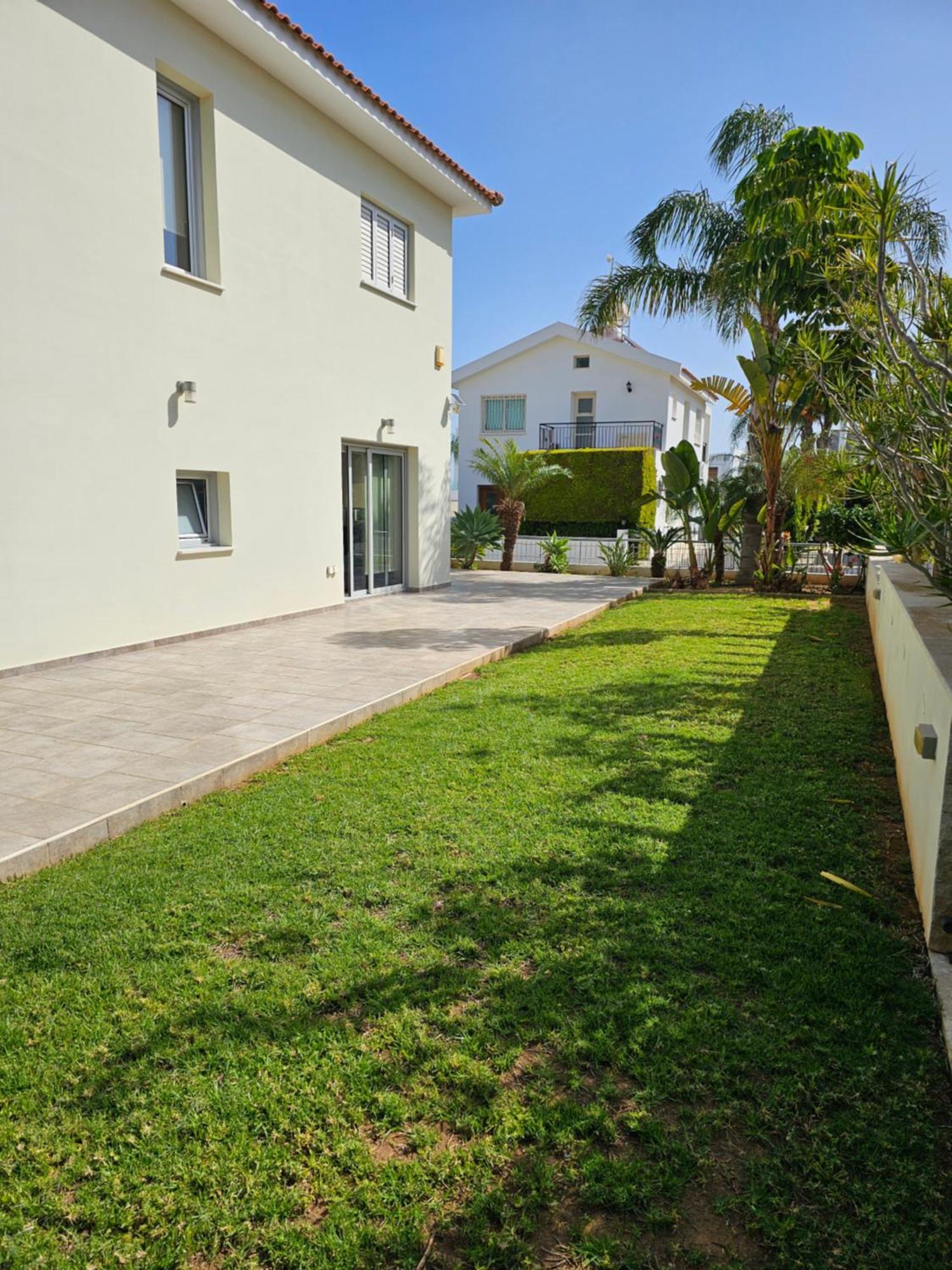 Family Home بروتاراس المظهر الخارجي الصورة