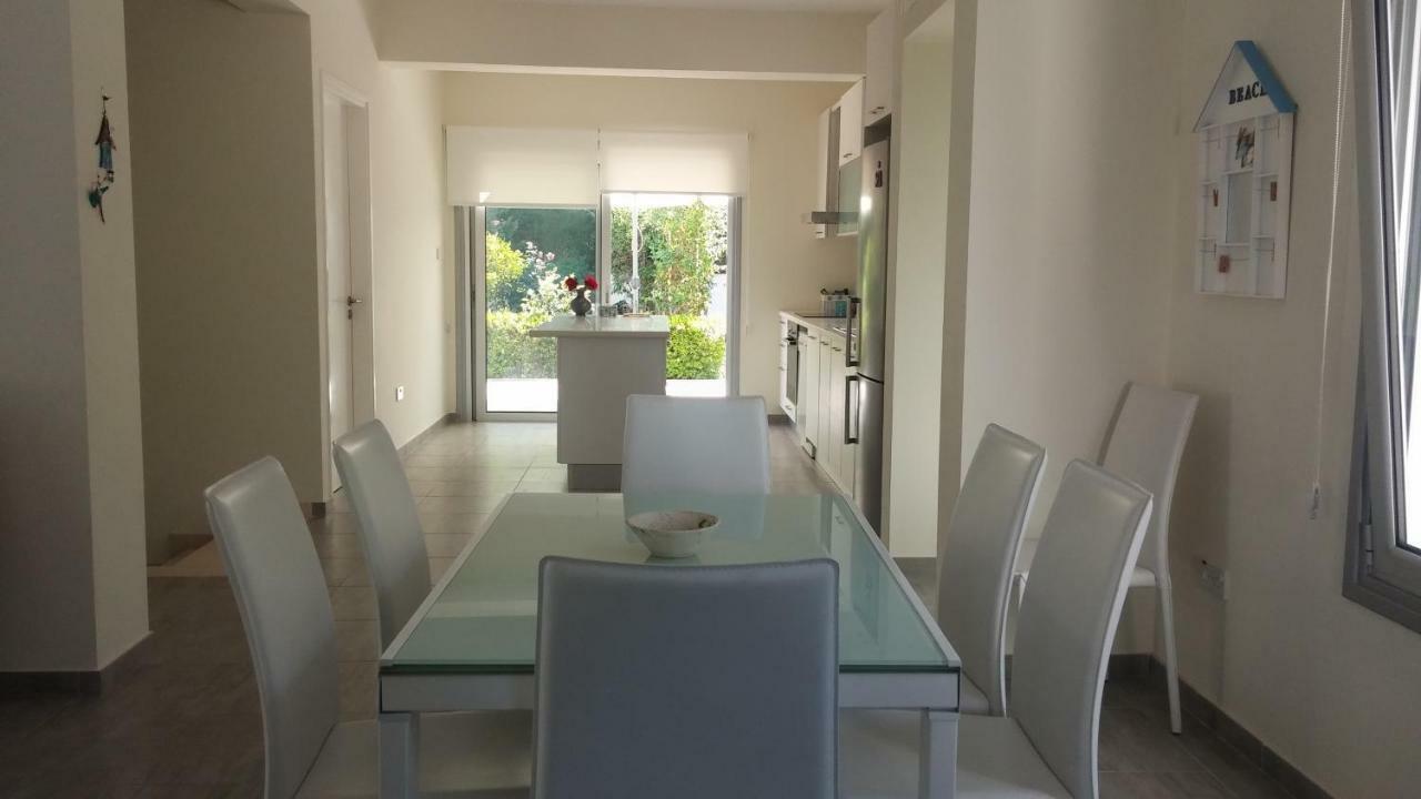 Family Home بروتاراس المظهر الخارجي الصورة